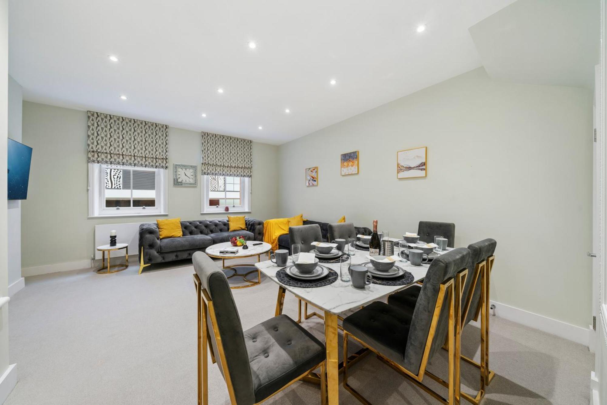 Chic 2 Bed Maisonette In Mayfair 32A London Exterior photo